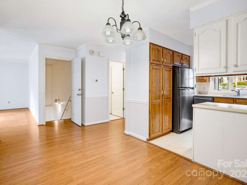 411 Britton Creek Drive, Hendersonville, NC 28791.  MLS# CAR4244943, YatesRealty ID 16139. 