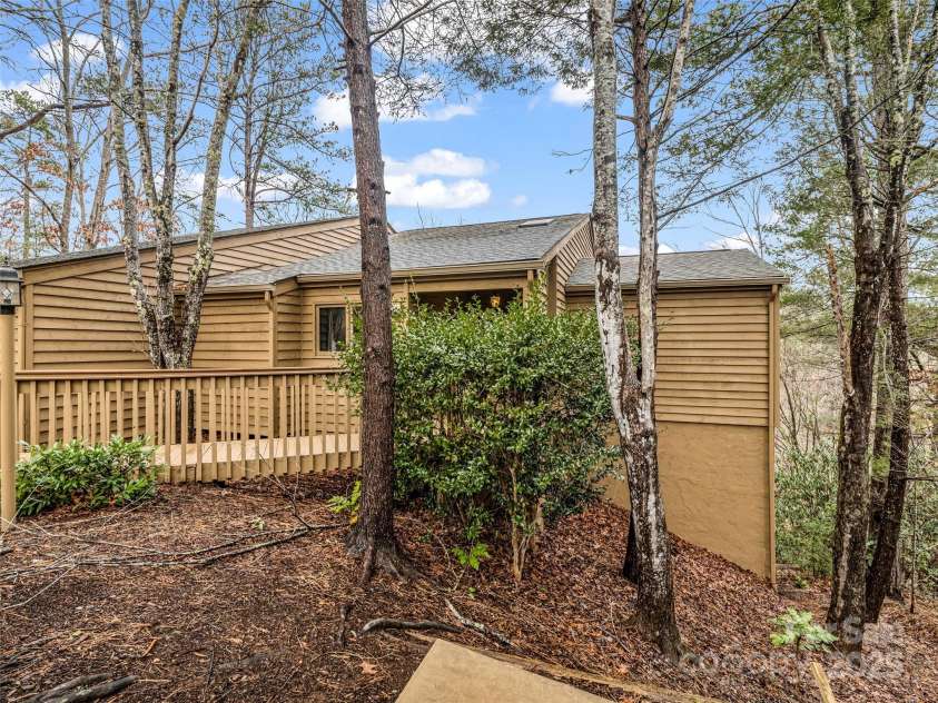 155 Quail Cove Boulevard, Lake Lure, NC 28746.  MLS# CAR4210680, YatesRealty ID 1614. 