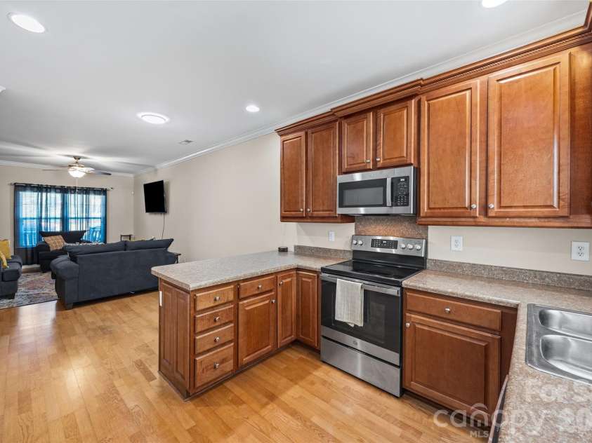 213 Quality Drive, Mount Holly, NC 28120.  MLS# CAR4365058, YatesRealty ID 16140. 