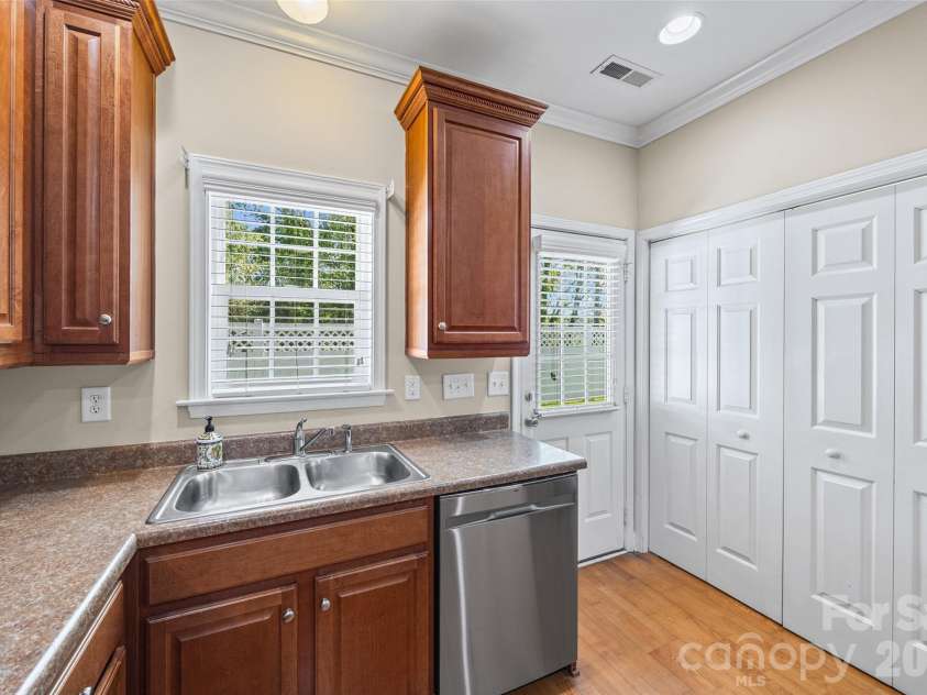 213 Quality Drive, Mount Holly, NC 28120.  MLS# CAR4365058, YatesRealty ID 16140. 