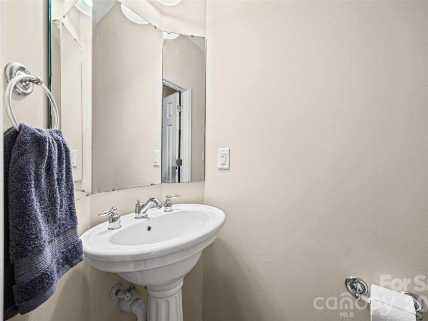213 Quality Drive, Mount Holly, NC 28120.  MLS# CAR4365058, YatesRealty ID 16140. 