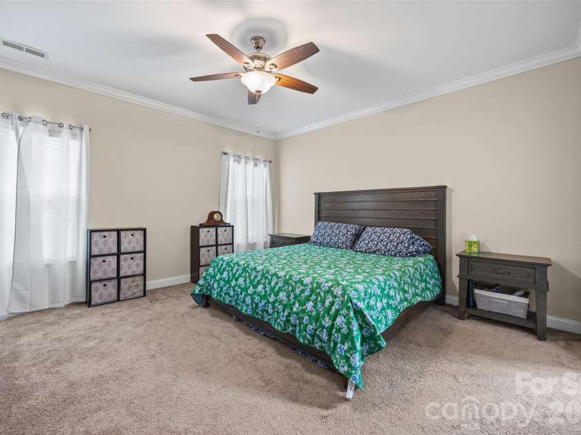 213 Quality Drive, Mount Holly, NC 28120.  MLS# CAR4365058, YatesRealty ID 16140. 