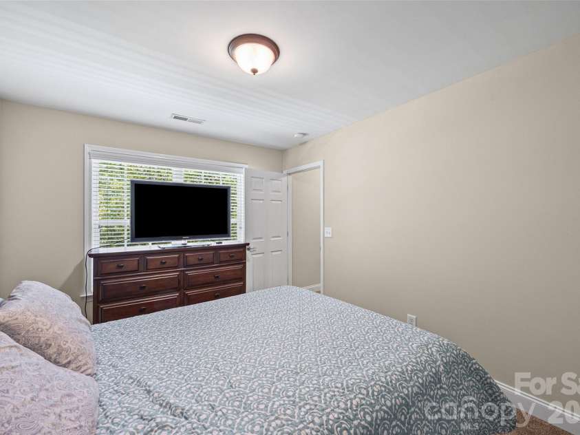 213 Quality Drive, Mount Holly, NC 28120.  MLS# CAR4365058, YatesRealty ID 16140. 