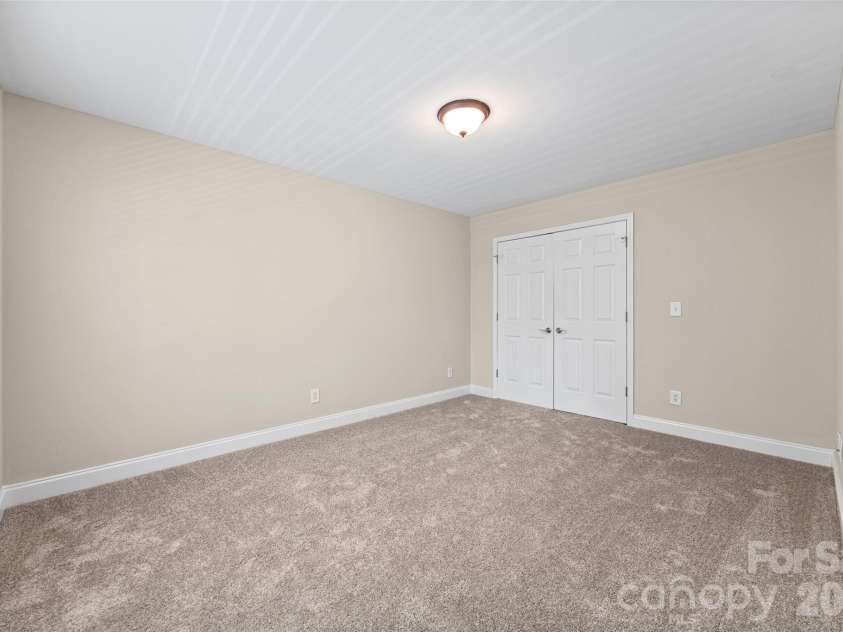 213 Quality Drive, Mount Holly, NC 28120.  MLS# CAR4365058, YatesRealty ID 16140. 