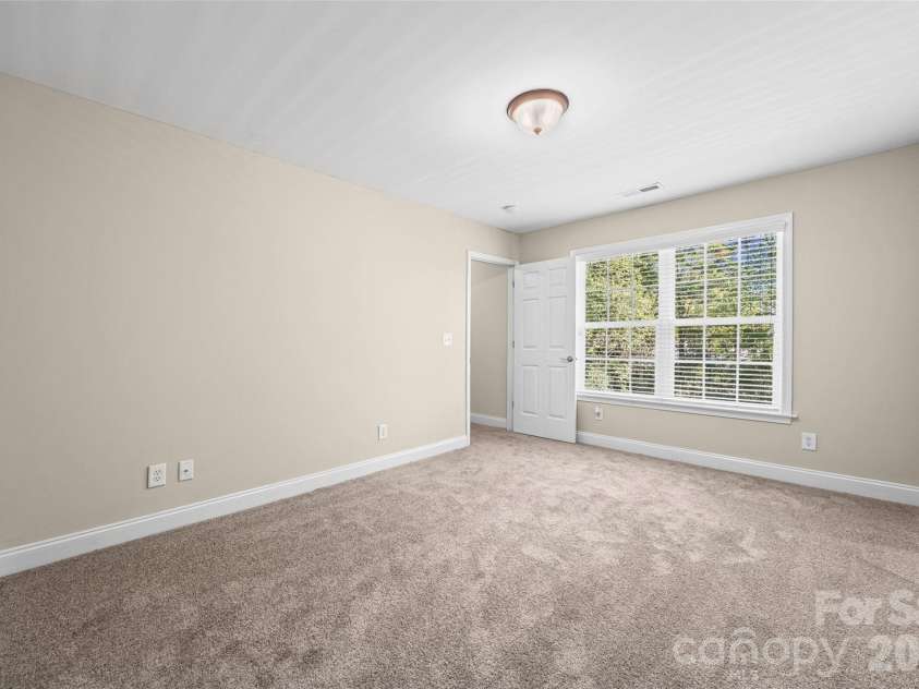 213 Quality Drive, Mount Holly, NC 28120.  MLS# CAR4365058, YatesRealty ID 16140. 