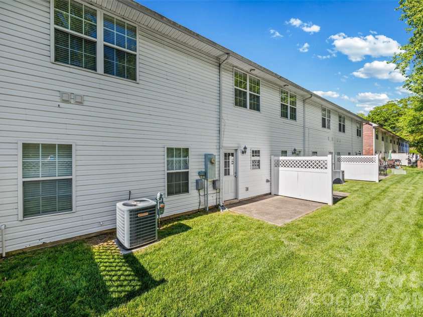 213 Quality Drive, Mount Holly, NC 28120.  MLS# CAR4365058, YatesRealty ID 16140. 