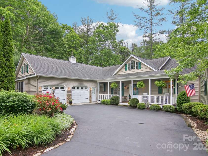310 Jonathan Creek Drive, Etowah, NC 28729.  MLS# CAR4258575, YatesRealty ID 16140. 