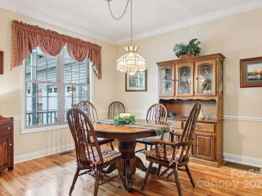 310 Jonathan Creek Drive, Etowah, NC 28729.  MLS# CAR4258575, YatesRealty ID 16140. 