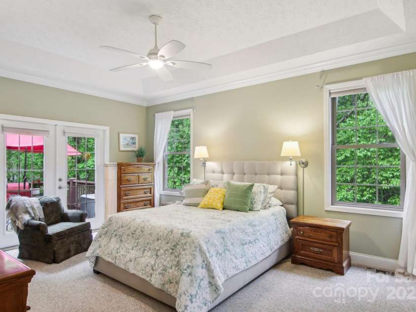 310 Jonathan Creek Drive, Etowah, NC 28729.  MLS# CAR4258575, YatesRealty ID 16140. 