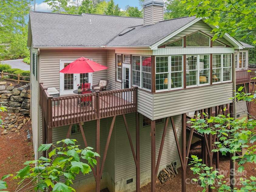310 Jonathan Creek Drive, Etowah, NC 28729.  MLS# CAR4258575, YatesRealty ID 16140. 