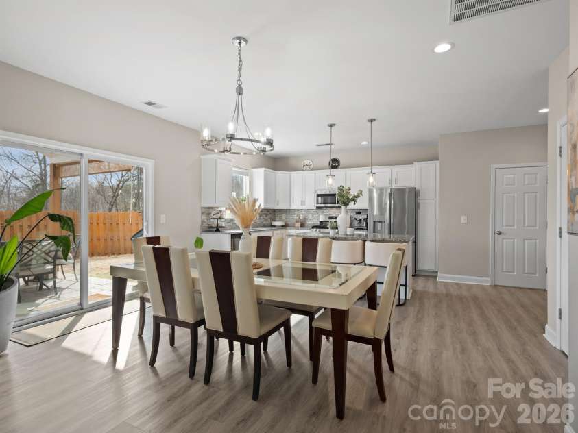 6179 Kilchurn Drive, Fort Mill, SC 29707.  MLS# CAR4352290, YatesRealty ID 16141. 