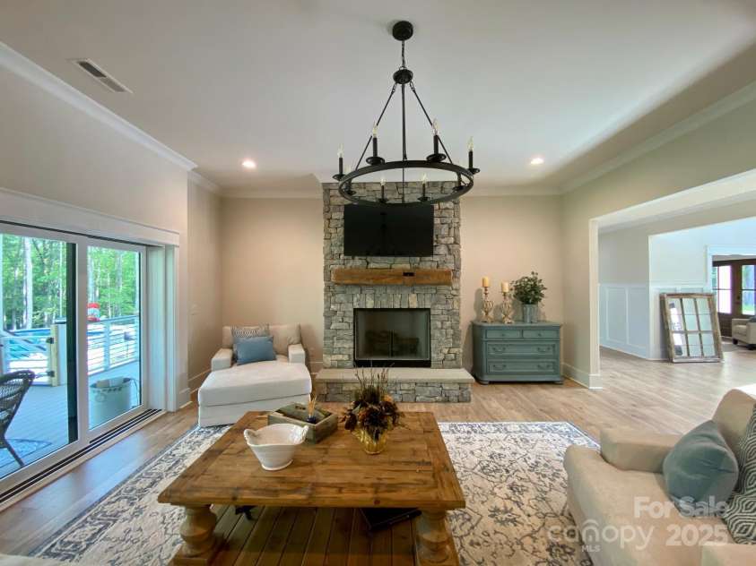 762 Highway 274 Road, Clover, SC 29710.  MLS# CAR4257429, YatesRealty ID 16141. 