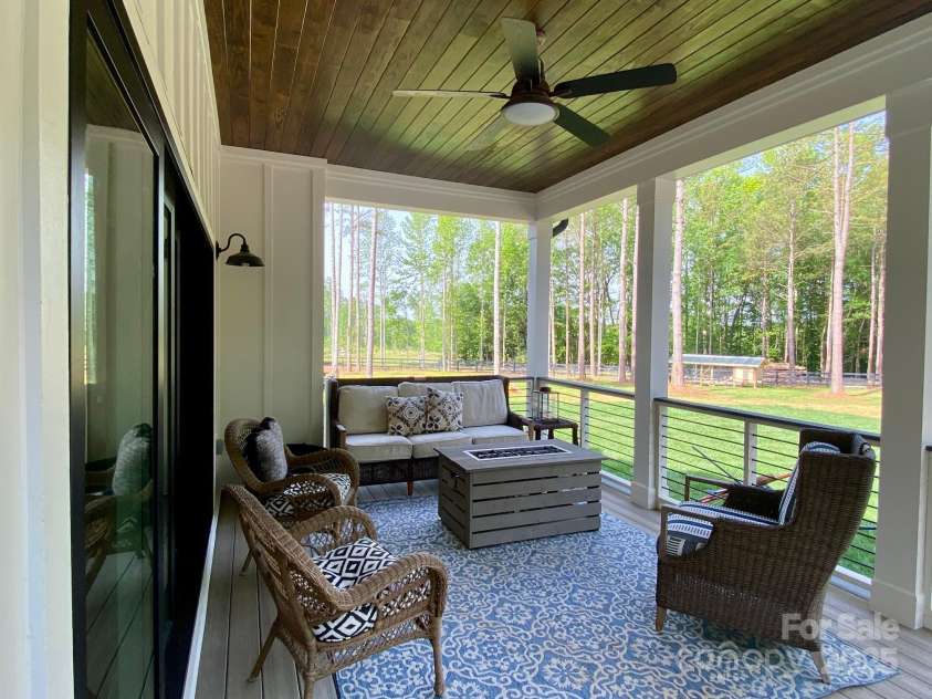 762 Highway 274 Road, Clover, SC 29710.  MLS# CAR4257429, YatesRealty ID 16141. 