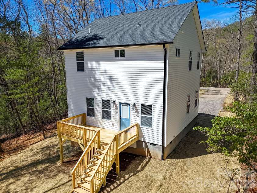 99 Lee Dotson Road, Fairview, NC 28730.  MLS# CAR4359906, YatesRealty ID 16142. 