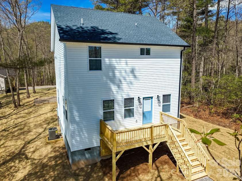 99 Lee Dotson Road, Fairview, NC 28730.  MLS# CAR4359906, YatesRealty ID 16142. 