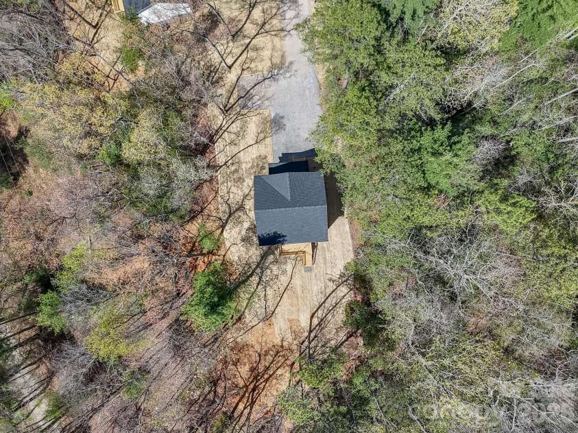 99 Lee Dotson Road, Fairview, NC 28730.  MLS# CAR4359906, YatesRealty ID 16142. 