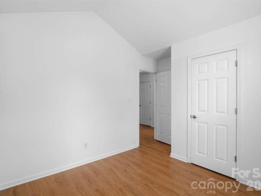 4109 Parkdale Drive, Charlotte, NC 28208.  MLS# CAR4350171, YatesRealty ID 16143. 