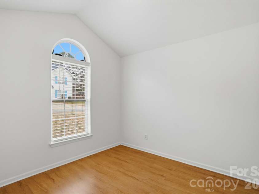 4109 Parkdale Drive, Charlotte, NC 28208.  MLS# CAR4350171, YatesRealty ID 16143. 