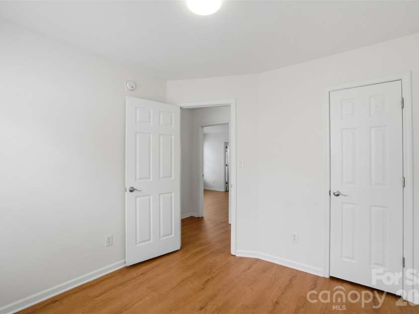 4109 Parkdale Drive, Charlotte, NC 28208.  MLS# CAR4350171, YatesRealty ID 16143. 
