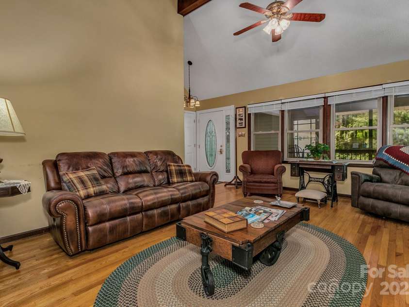 385 Fork Road, Black Mountain, NC 28711.  MLS# CAR4253799, YatesRealty ID 16144. 