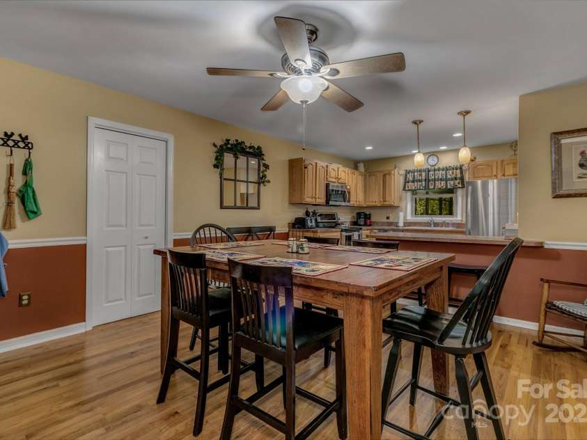 385 Fork Road, Black Mountain, NC 28711.  MLS# CAR4253799, YatesRealty ID 16144. 