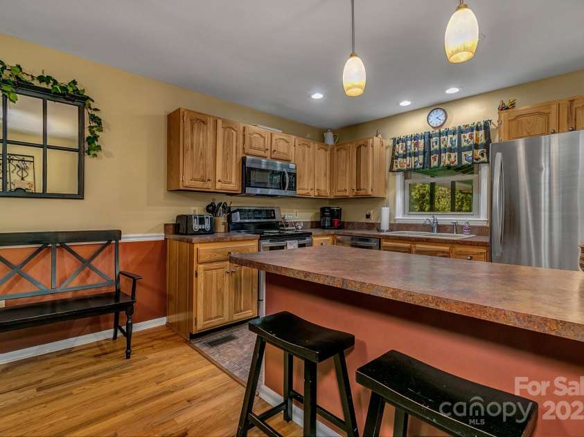 385 Fork Road, Black Mountain, NC 28711.  MLS# CAR4253799, YatesRealty ID 16144. 