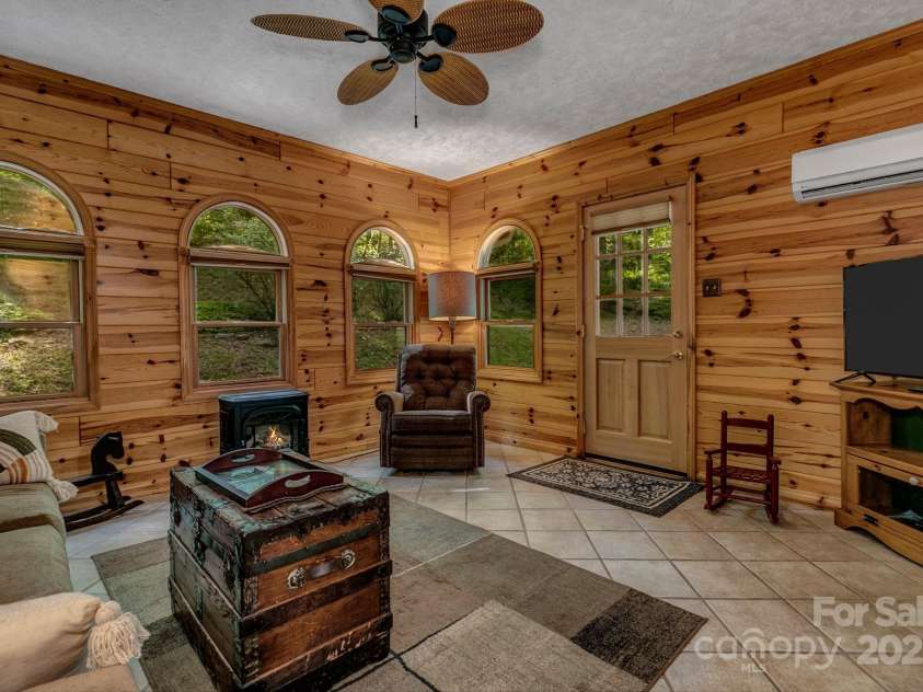 385 Fork Road, Black Mountain, NC 28711.  MLS# CAR4253799, YatesRealty ID 16144. 