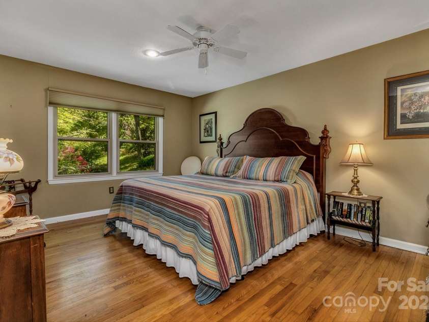 385 Fork Road, Black Mountain, NC 28711.  MLS# CAR4253799, YatesRealty ID 16144. 