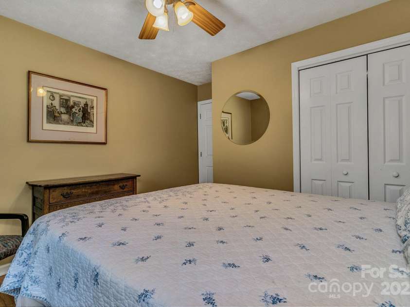 385 Fork Road, Black Mountain, NC 28711.  MLS# CAR4253799, YatesRealty ID 16144. 