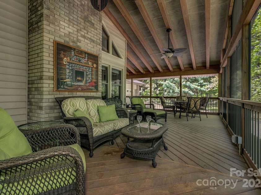385 Fork Road, Black Mountain, NC 28711.  MLS# CAR4253799, YatesRealty ID 16144. 