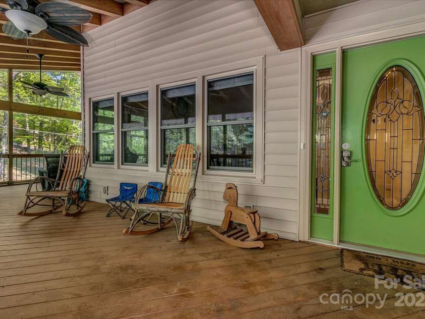 385 Fork Road, Black Mountain, NC 28711.  MLS# CAR4253799, YatesRealty ID 16144. 