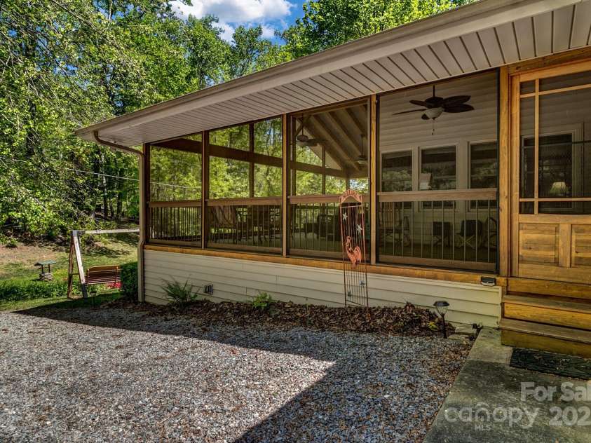 385 Fork Road, Black Mountain, NC 28711.  MLS# CAR4253799, YatesRealty ID 16144. 