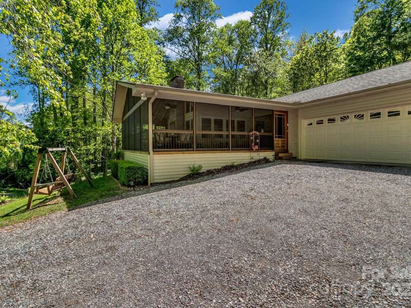 385 Fork Road, Black Mountain, NC 28711.  MLS# CAR4253799, YatesRealty ID 16144. 