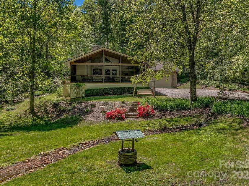 385 Fork Road, Black Mountain, NC 28711.  MLS# CAR4253799, YatesRealty ID 16144. 