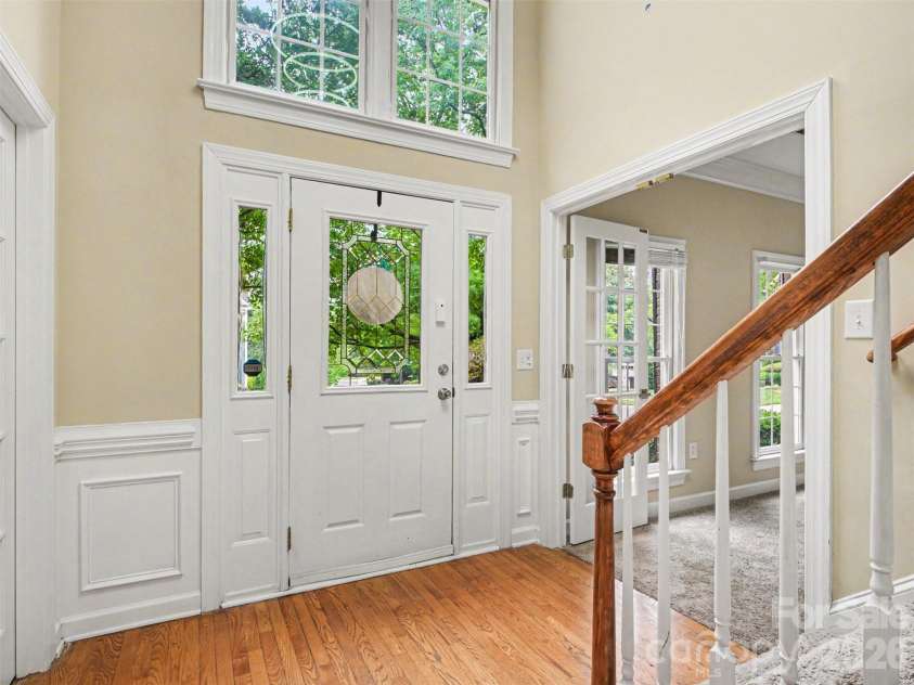 6401 Morningsong Lane, Charlotte, NC 28269.  MLS# CAR4360088, YatesRealty ID 16144. 