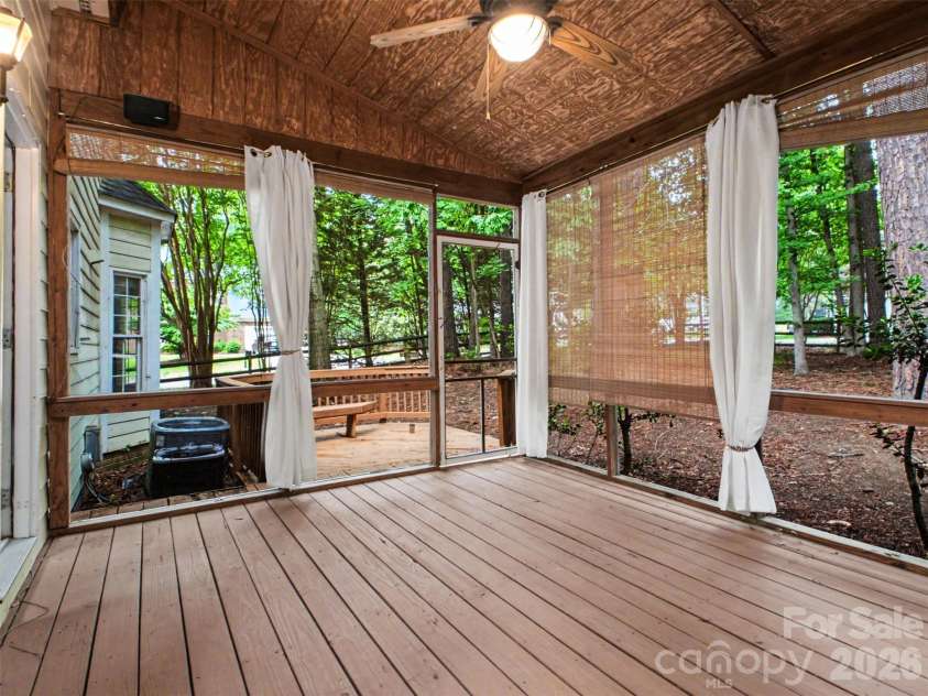 6401 Morningsong Lane, Charlotte, NC 28269.  MLS# CAR4360088, YatesRealty ID 16144. 