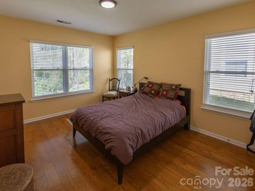 128 Lower Grassy Branch Road, Asheville, NC 28805.  MLS# CAR4372133, YatesRealty ID 16145. 