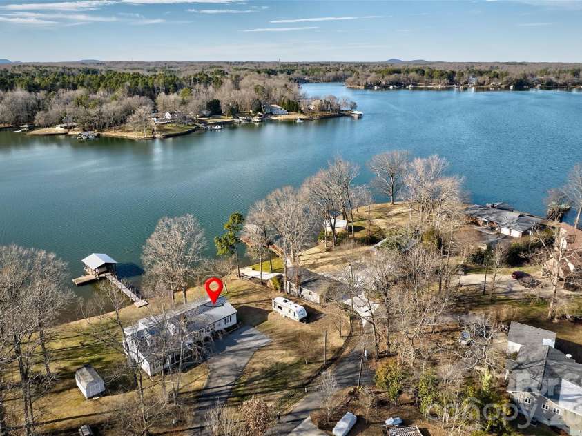 4353 Duck Haven Lane, Lake Wylie, SC 29710.  MLS# CAR4370620, YatesRealty ID 16146. 