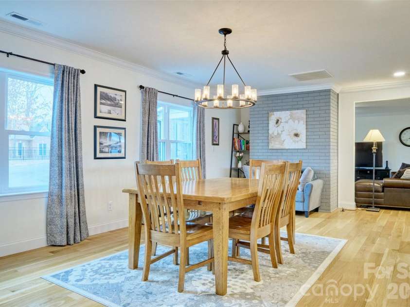 4353 Duck Haven Lane, Lake Wylie, SC 29710.  MLS# CAR4370620, YatesRealty ID 16146. 