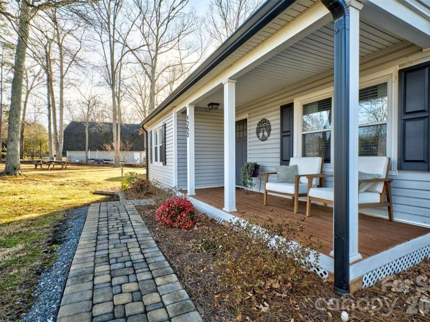 4353 Duck Haven Lane, Lake Wylie, SC 29710.  MLS# CAR4370620, YatesRealty ID 16146. 