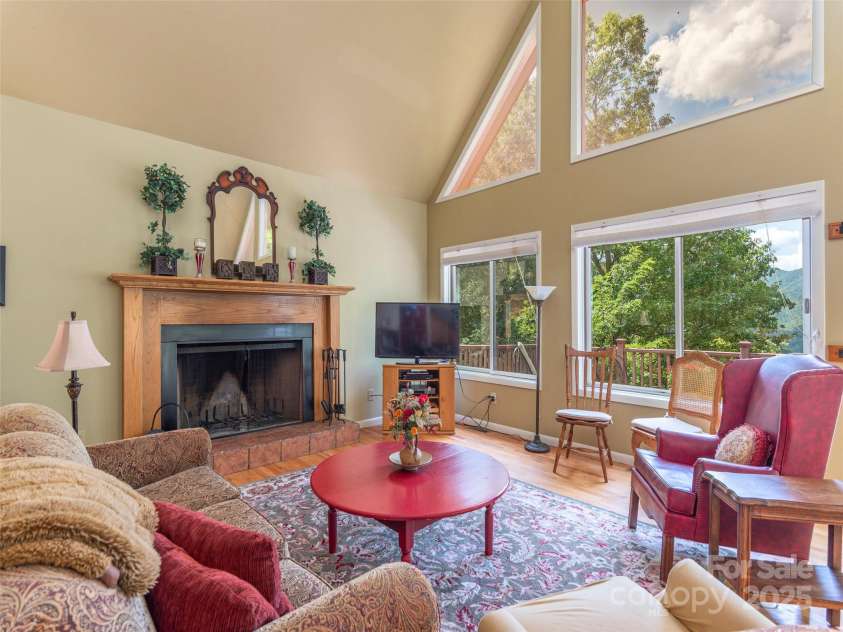 1159 Mount Chalet Road, Canton, NC 28716.  MLS# CAR4186567, YatesRealty ID 16147. 