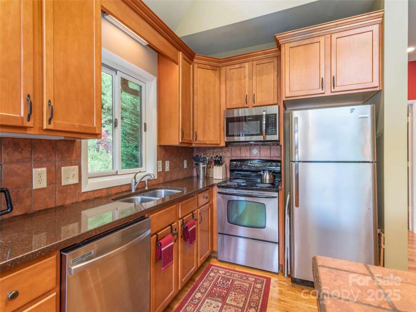 1159 Mount Chalet Road, Canton, NC 28716.  MLS# CAR4186567, YatesRealty ID 16147. 