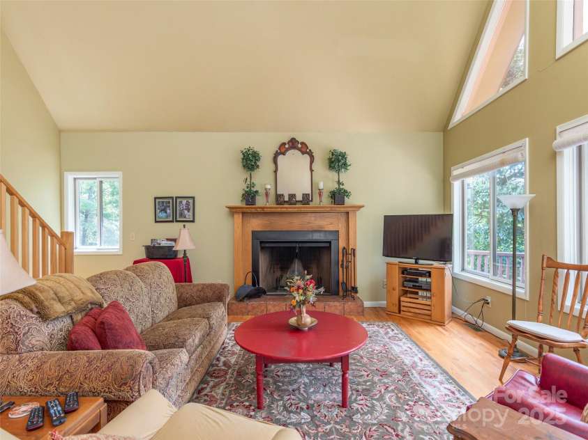 1159 Mount Chalet Road, Canton, NC 28716.  MLS# CAR4186567, YatesRealty ID 16147. 