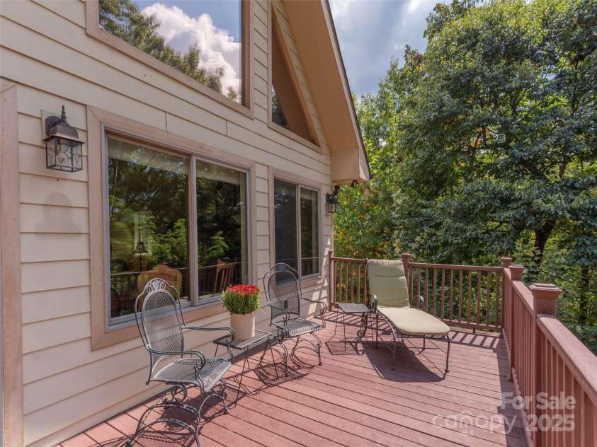 1159 Mount Chalet Road, Canton, NC 28716.  MLS# CAR4186567, YatesRealty ID 16147. 