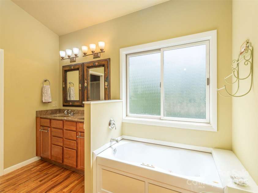 1159 Mount Chalet Road, Canton, NC 28716.  MLS# CAR4186567, YatesRealty ID 16147. 