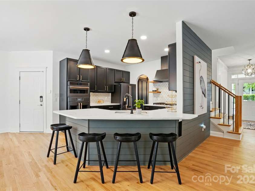 201 Mills Lane, Fort Mill, SC 29708.  MLS# CAR4255999, YatesRealty ID 16148. 