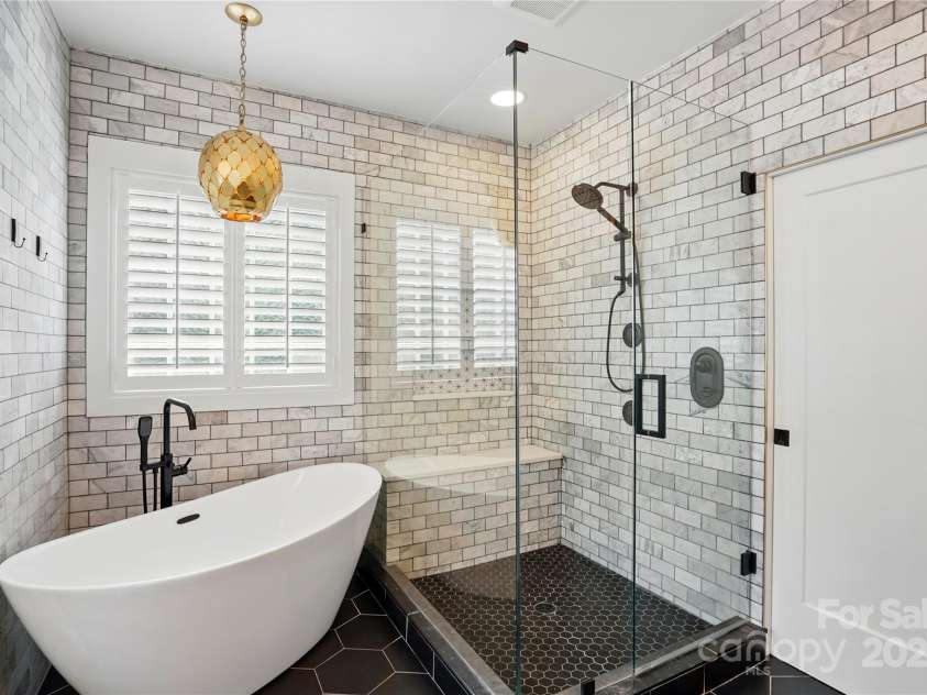 201 Mills Lane, Fort Mill, SC 29708.  MLS# CAR4255999, YatesRealty ID 16148. 
