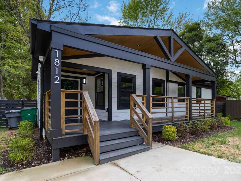 1812 Anderson Street, Charlotte, NC 28205.  MLS# CAR4241914, YatesRealty ID 16149. 