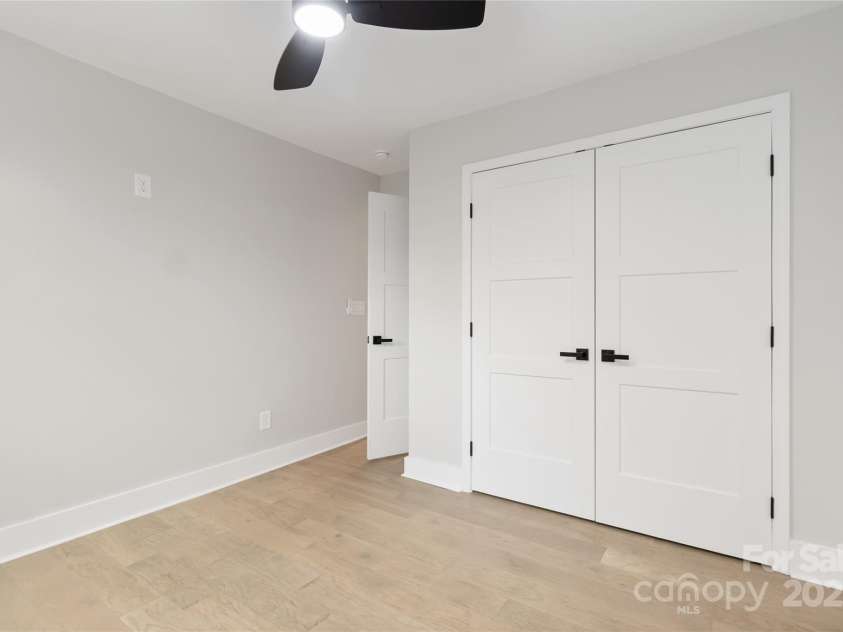 1812 Anderson Street, Charlotte, NC 28205.  MLS# CAR4241914, YatesRealty ID 16149. 