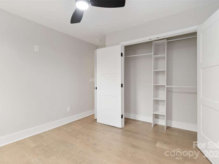 1812 Anderson Street, Charlotte, NC 28205.  MLS# CAR4300286, YatesRealty ID 16149. 